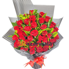 Bazarwala সূক্ষ্ম লাল গোলাপের তোড়া