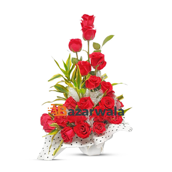 Bazarwala এলিগ্যান্ট ভাইব লাল গোলাপের বুকেট