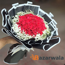 Bazarwala রেড গোলাপ ও সাদা জিপসি এলিগেন্স বুকেট