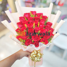 Bazarwala লাল গোলাপের তোড়া