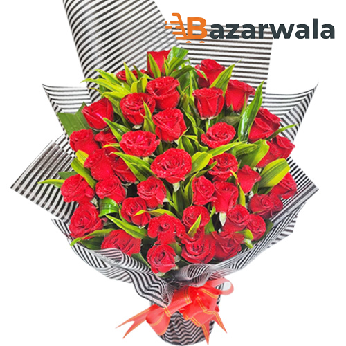 Bazarwala নাজুক লাল গোলাপের তোড়া